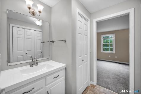 10 Orchard Brook Drive Wethersfield CT 06109