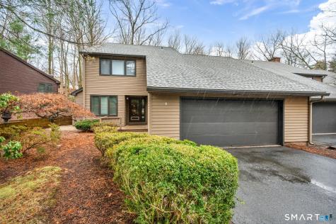 8 Ironwood Road West Hartford CT 06117
