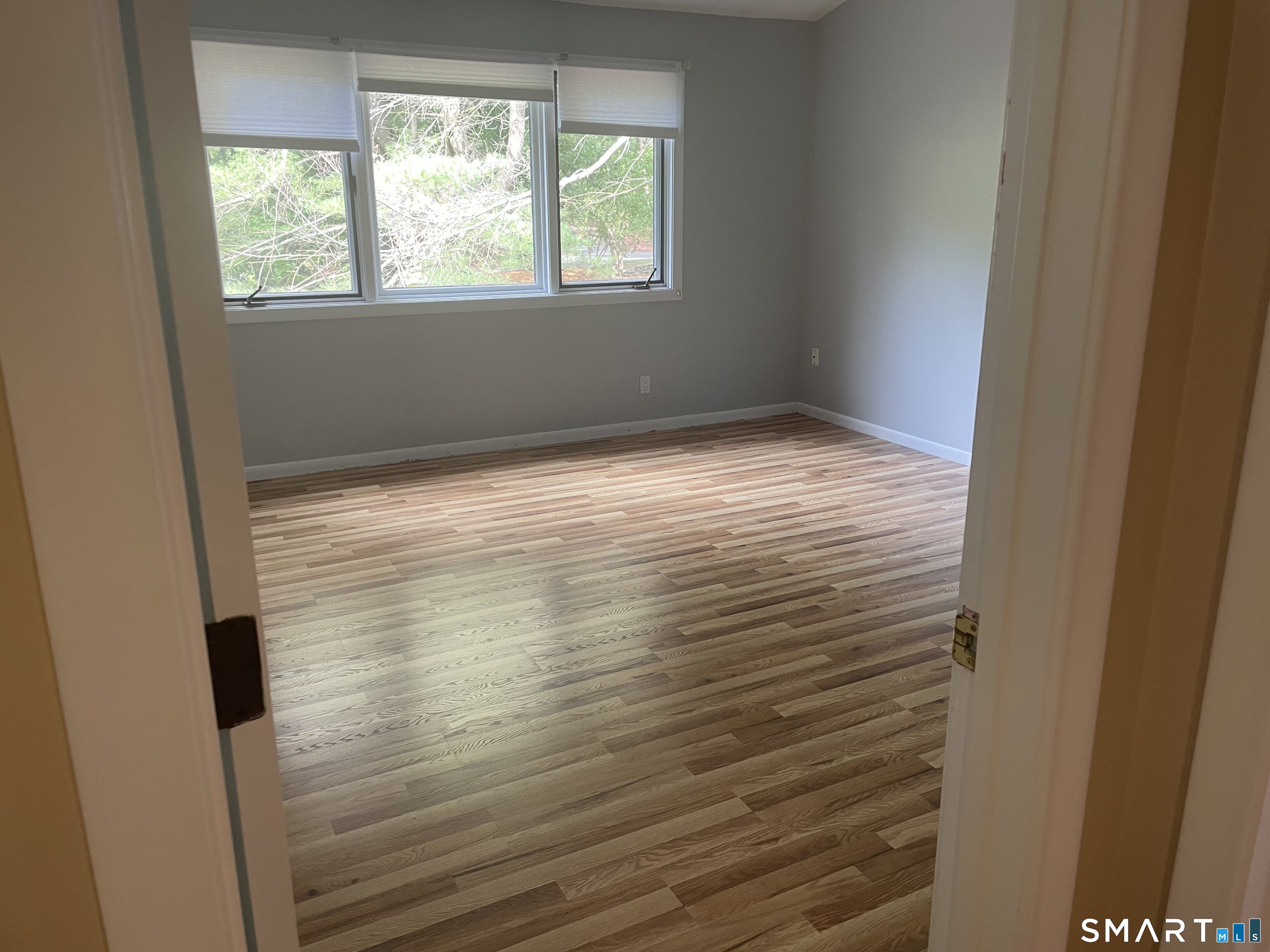 8 Ironwood Road West Hartford CT 06117