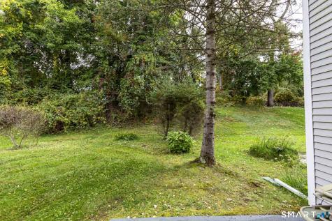 75 Deer Run Trail Manchester CT 06042