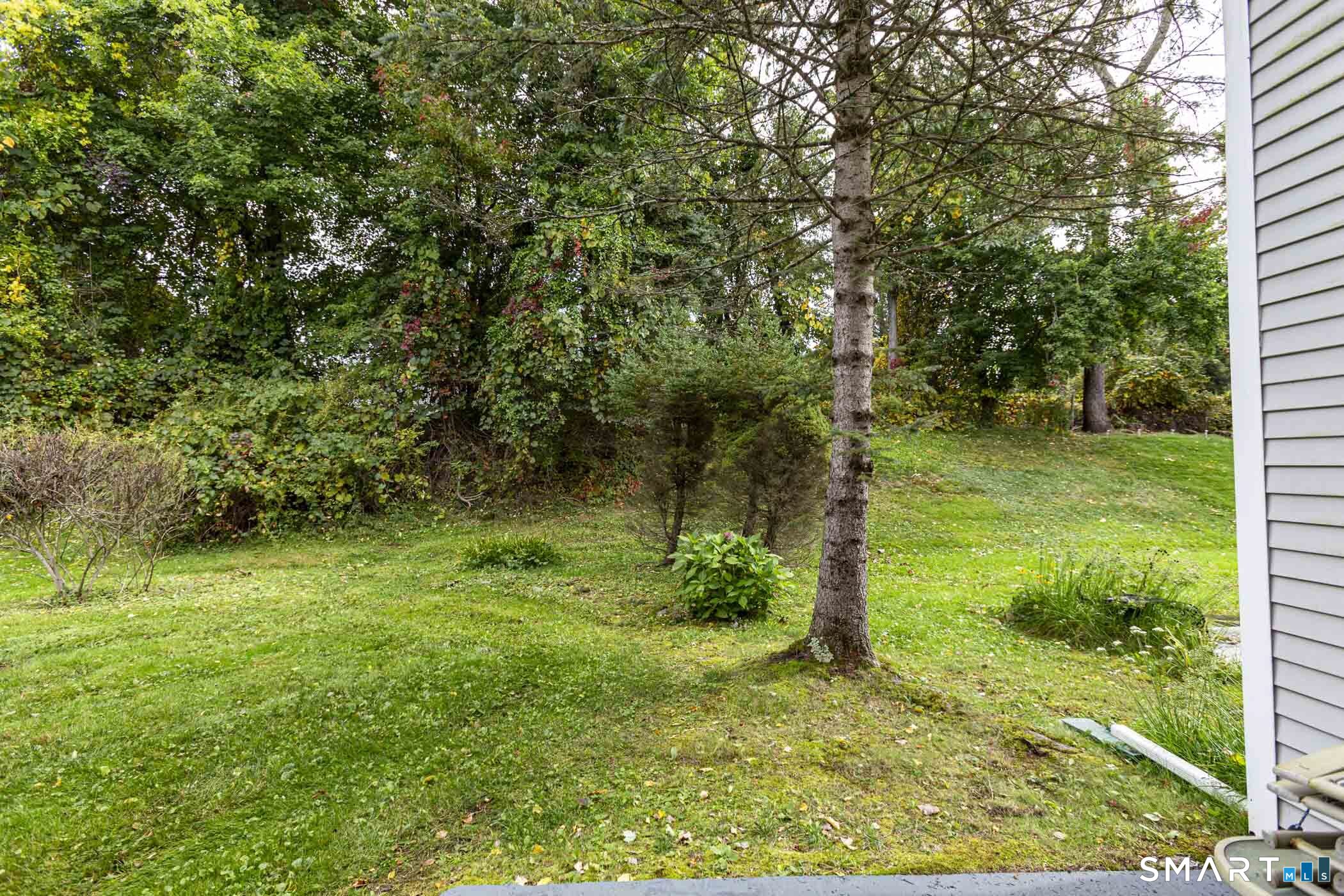 75 Deer Run Trail Manchester CT 06042