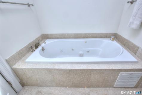 16 Hayestown Road Danbury CT 06811