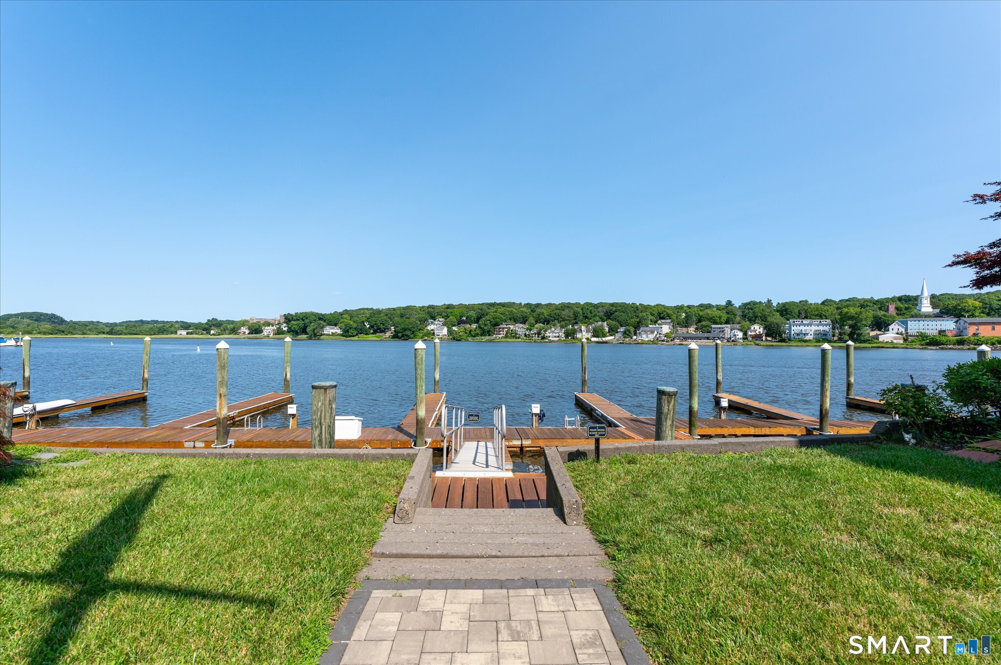 239 Front Street New Haven CT 06513