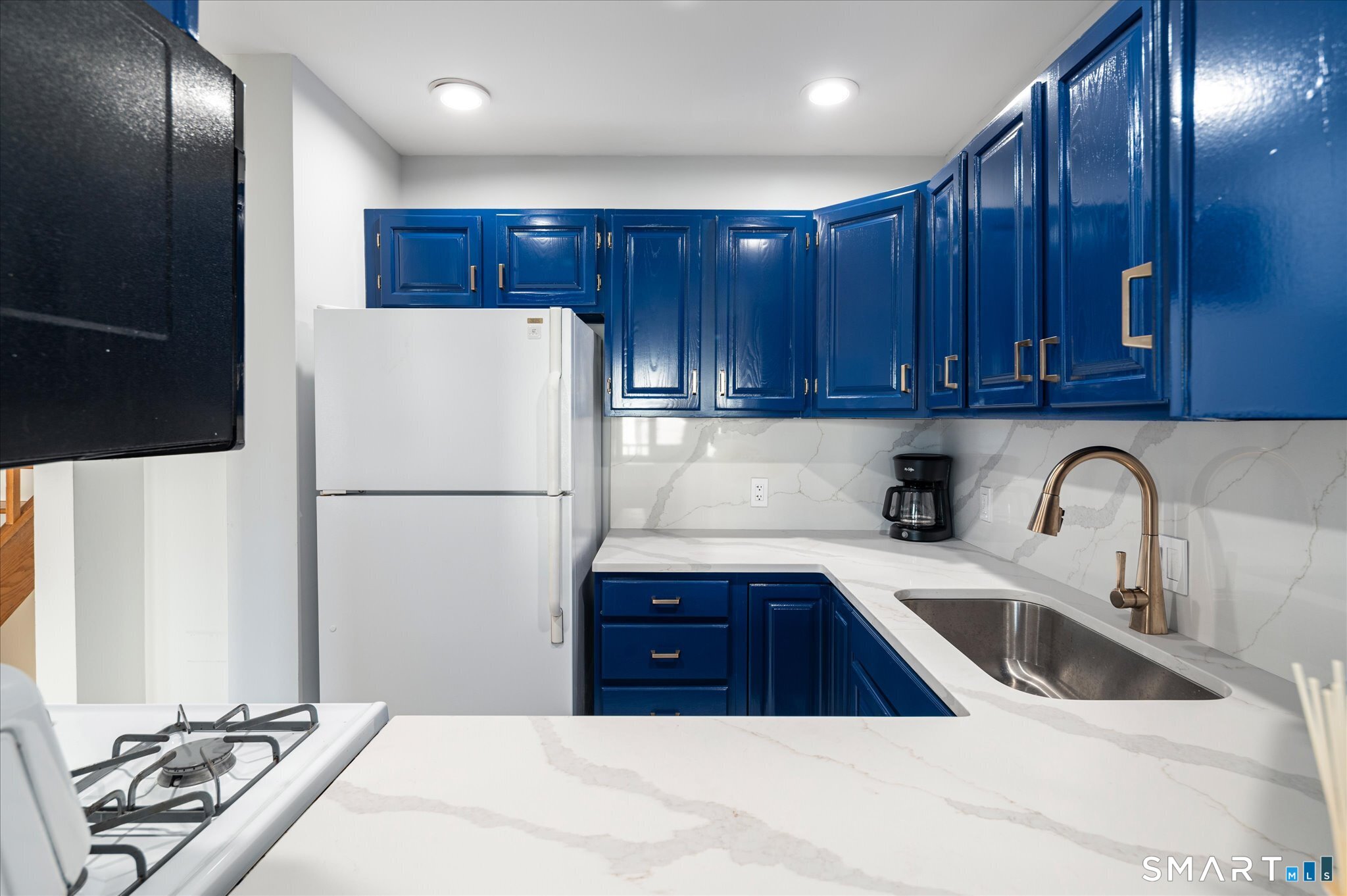 239 Front Street New Haven CT 06513