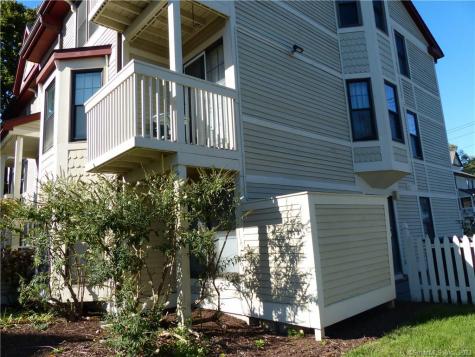 82 Front Street New Haven CT 06513