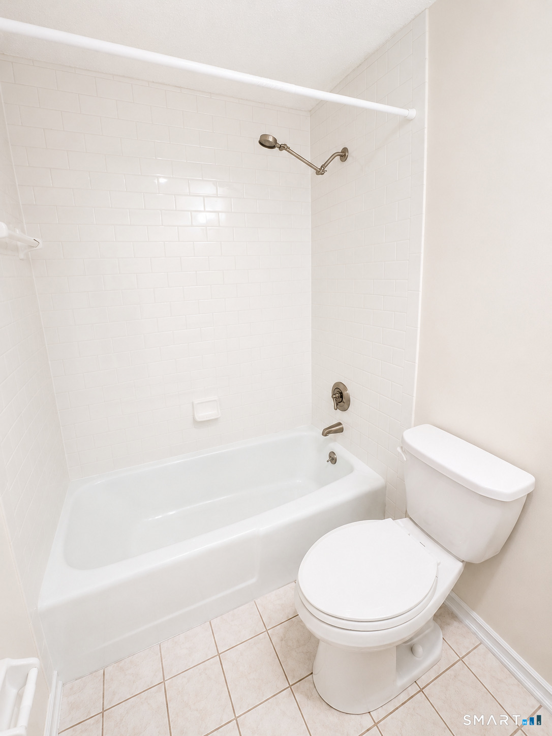 74 Hollister South Way Glastonbury CT 06033