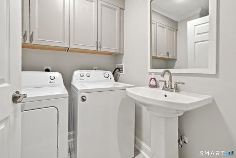 33 Ashford Drive Avon CT 06001