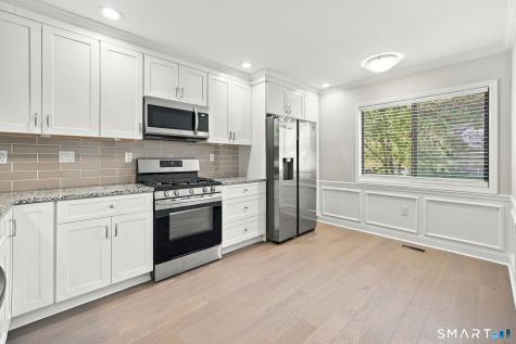 33 Ashford Drive Avon CT 06001