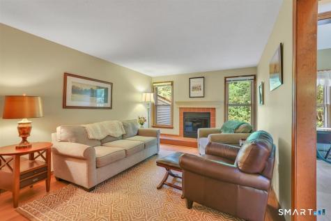 50 Sawmill Crossing Wethersfield CT 06109