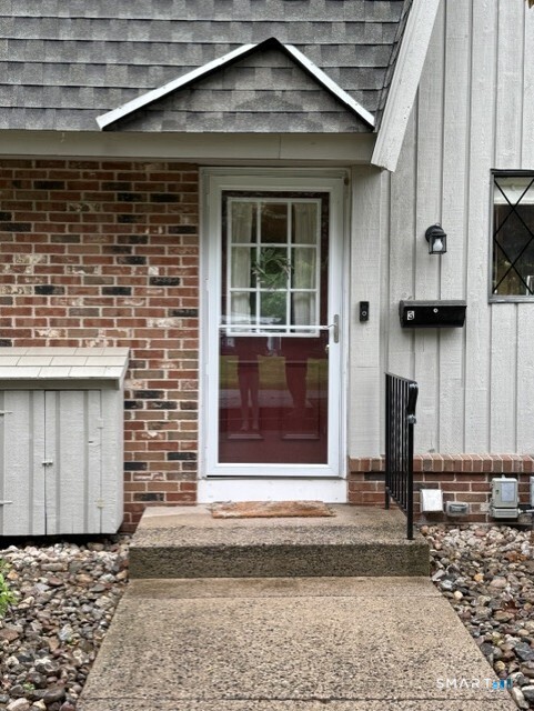 253 West Street Southington CT 06489