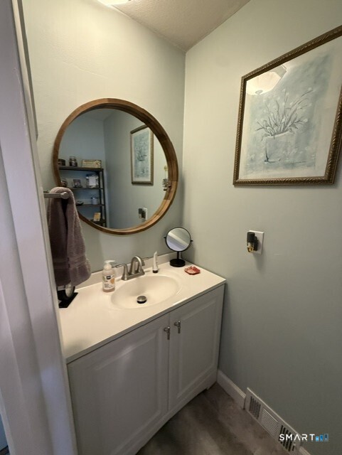 253 West Street Southington CT 06489