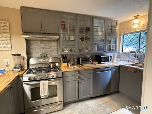 253 West Street Southington CT 06489