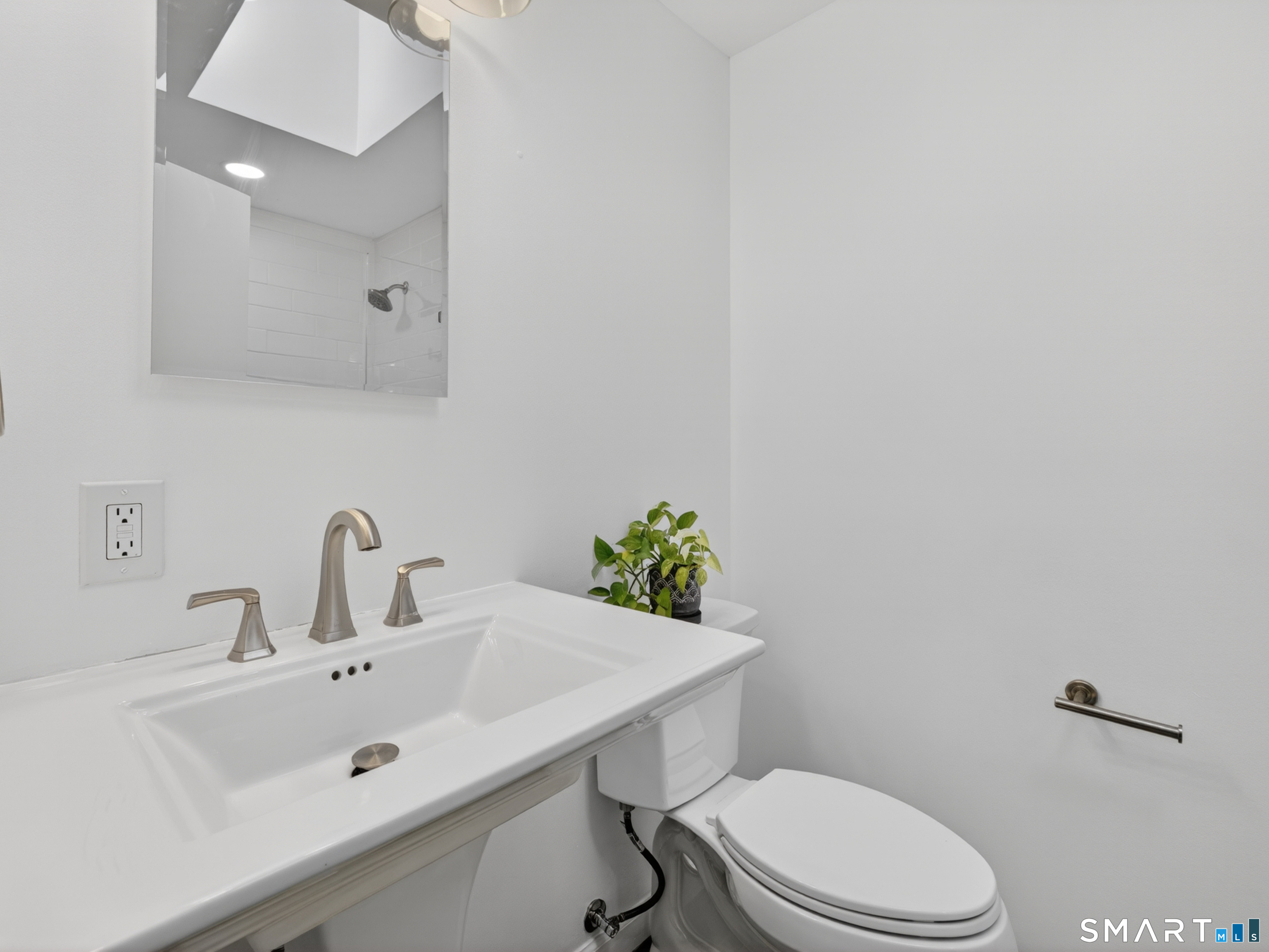 31 Hewitt Road Stonington CT 06355