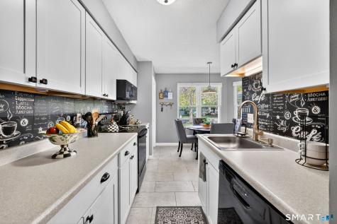 10 Thistle Way East Windsor CT 06016