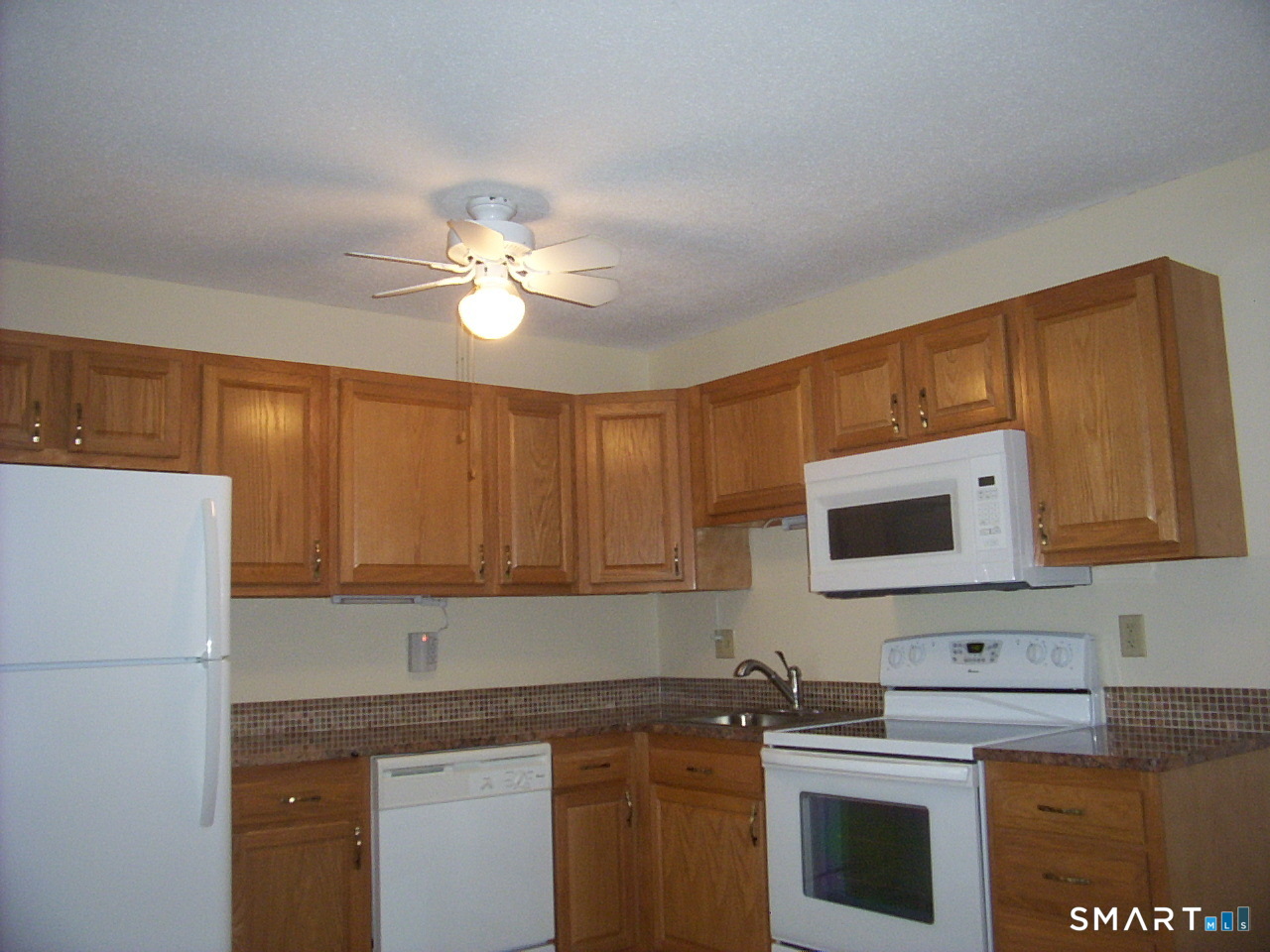 40 Firetown Road Simsbury CT 06070