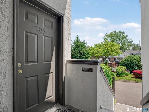 89 Harbor Drive Stamford CT 06902