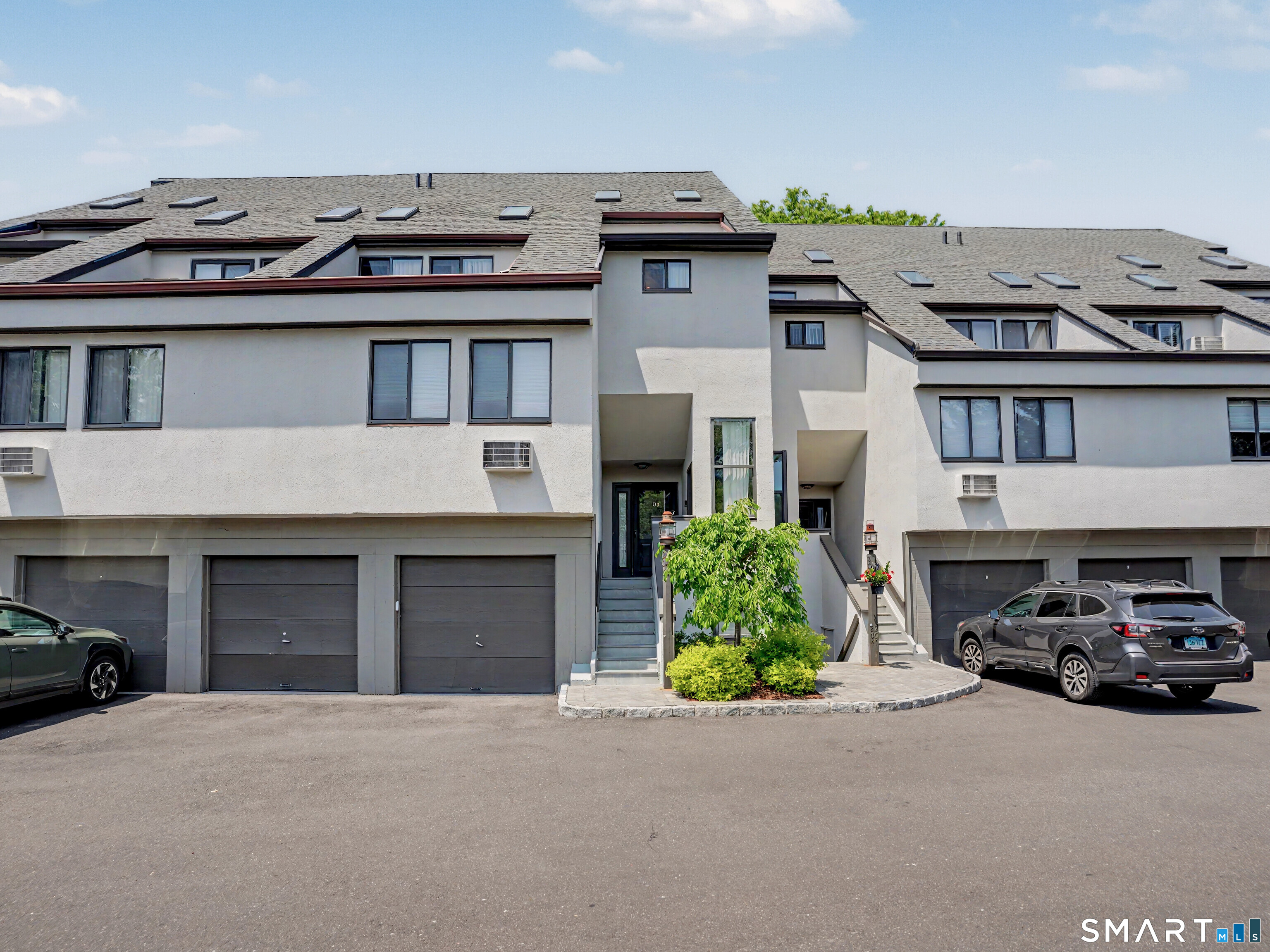 89 Harbor Drive Stamford CT 06902