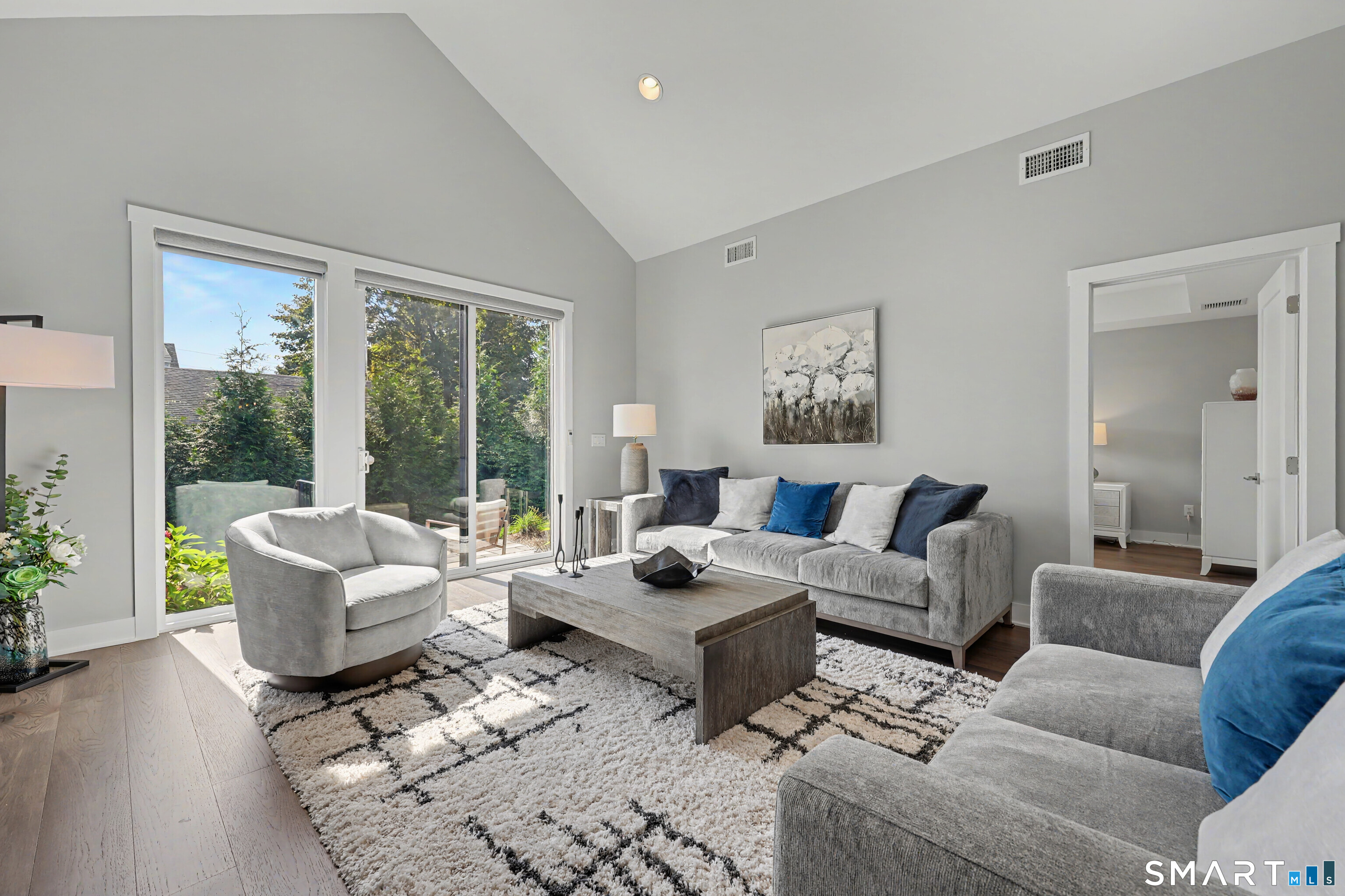 18 Hillcrest Drive Woodbridge CT 06525