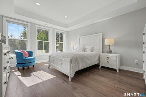 18 Hillcrest Drive Woodbridge CT 06525