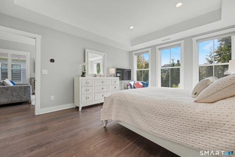 18 Hillcrest Drive Woodbridge CT 06525