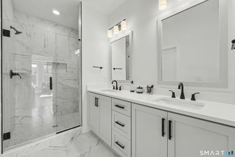 18 Hillcrest Drive Woodbridge CT 06525