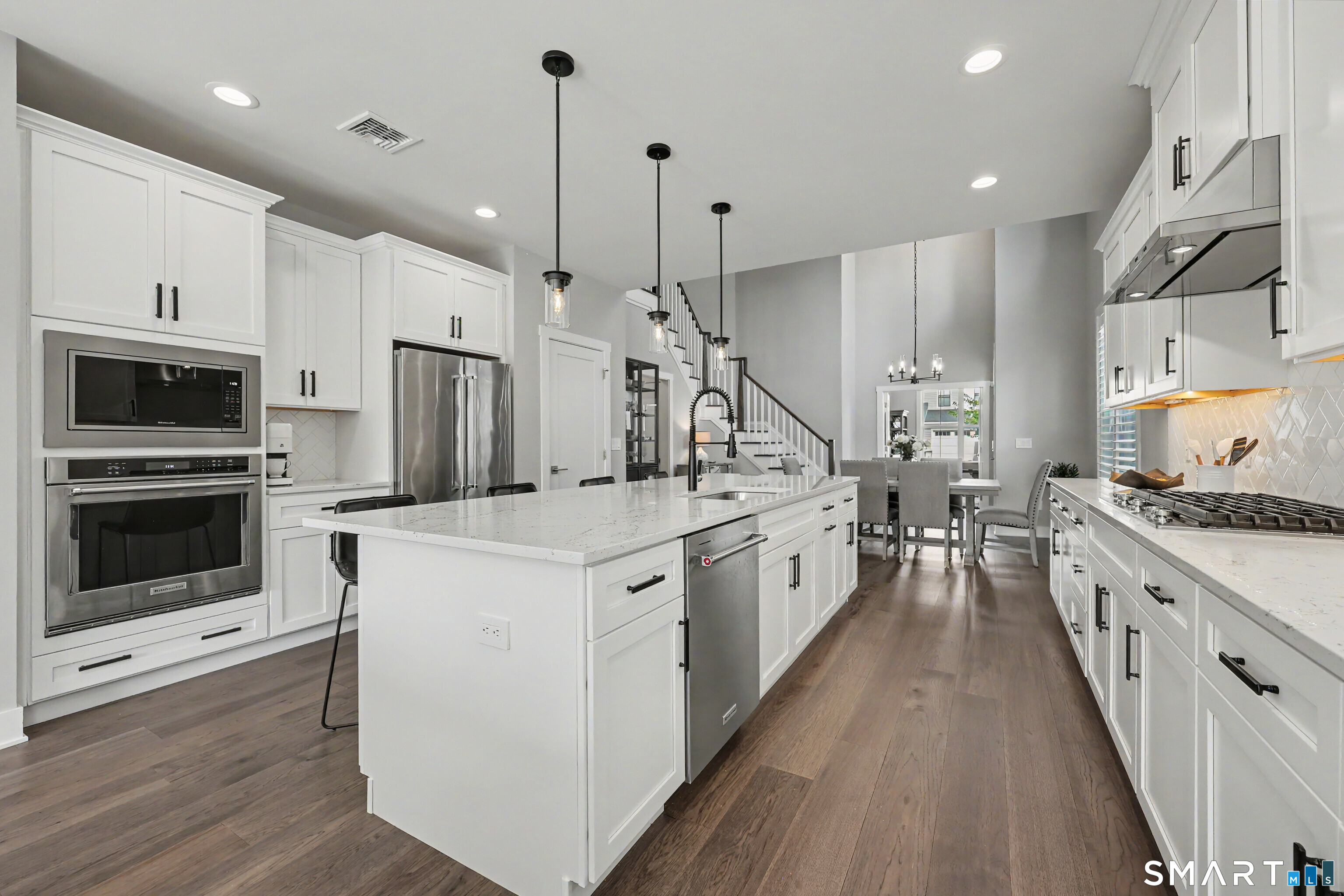 18 Hillcrest Drive Woodbridge CT 06525