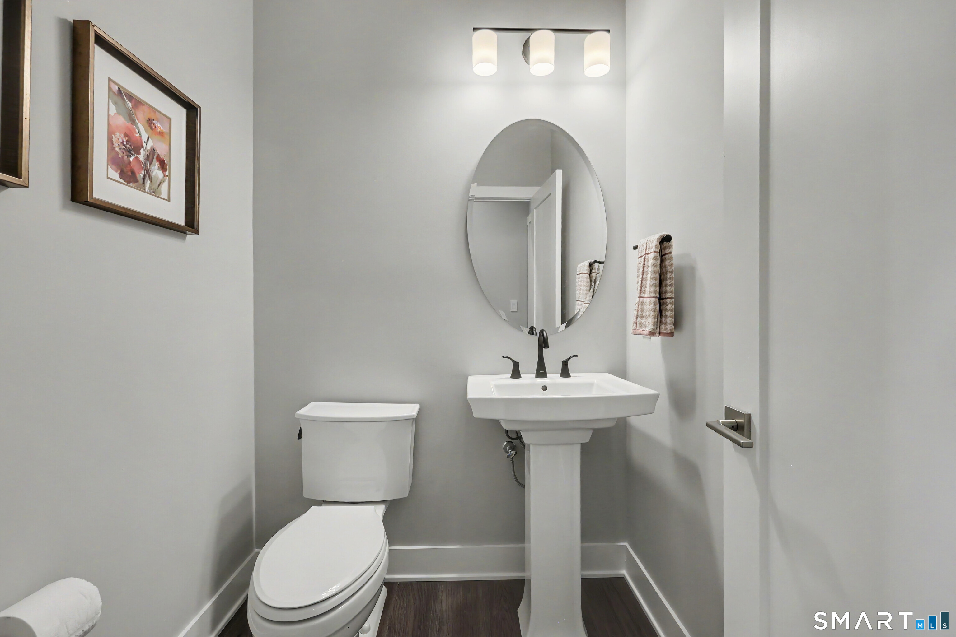 18 Hillcrest Drive Woodbridge CT 06525
