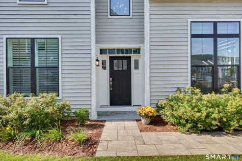 18 Hillcrest Drive Woodbridge CT 06525