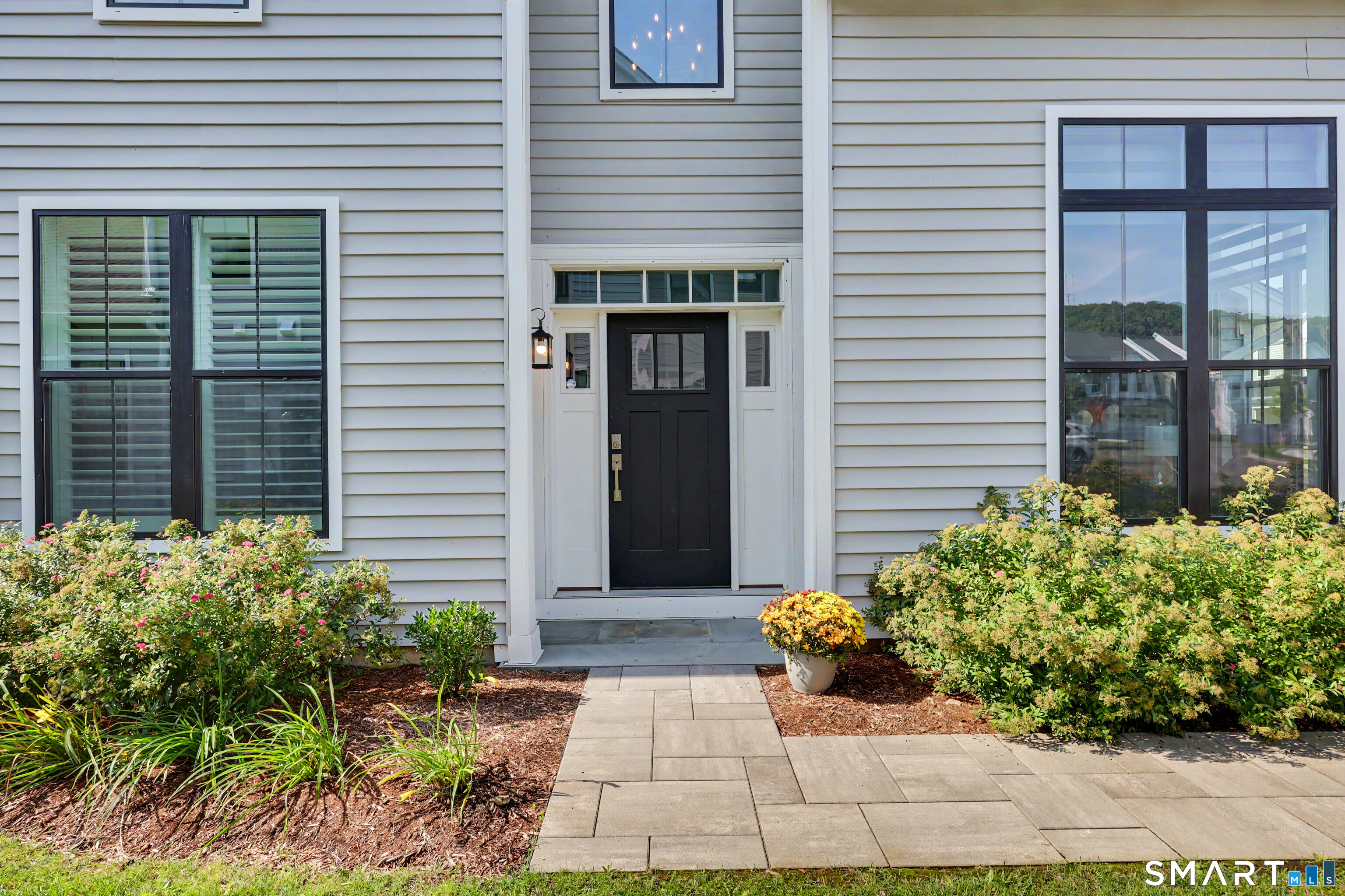 18 Hillcrest Drive Woodbridge CT 06525