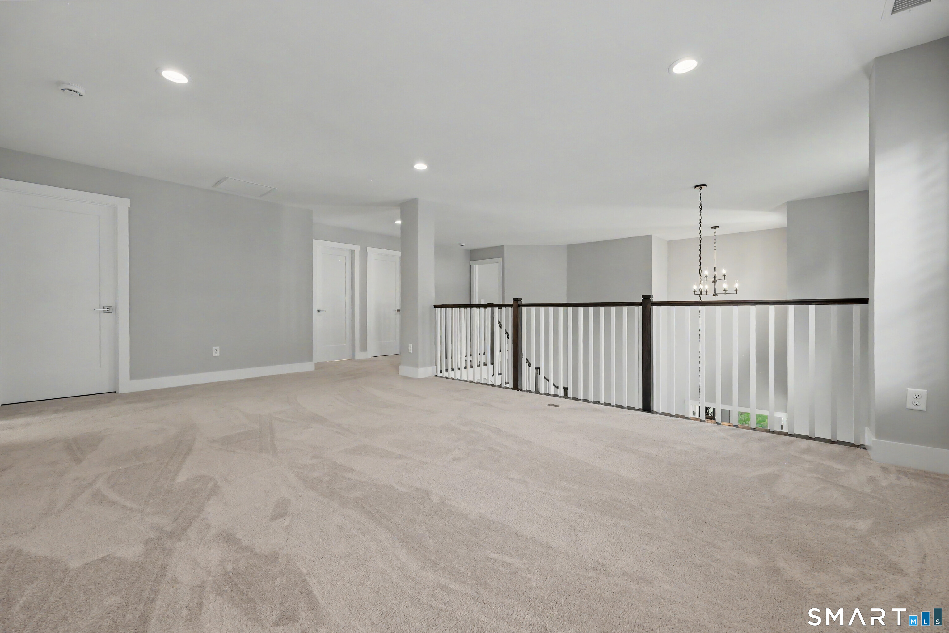18 Hillcrest Drive Woodbridge CT 06525