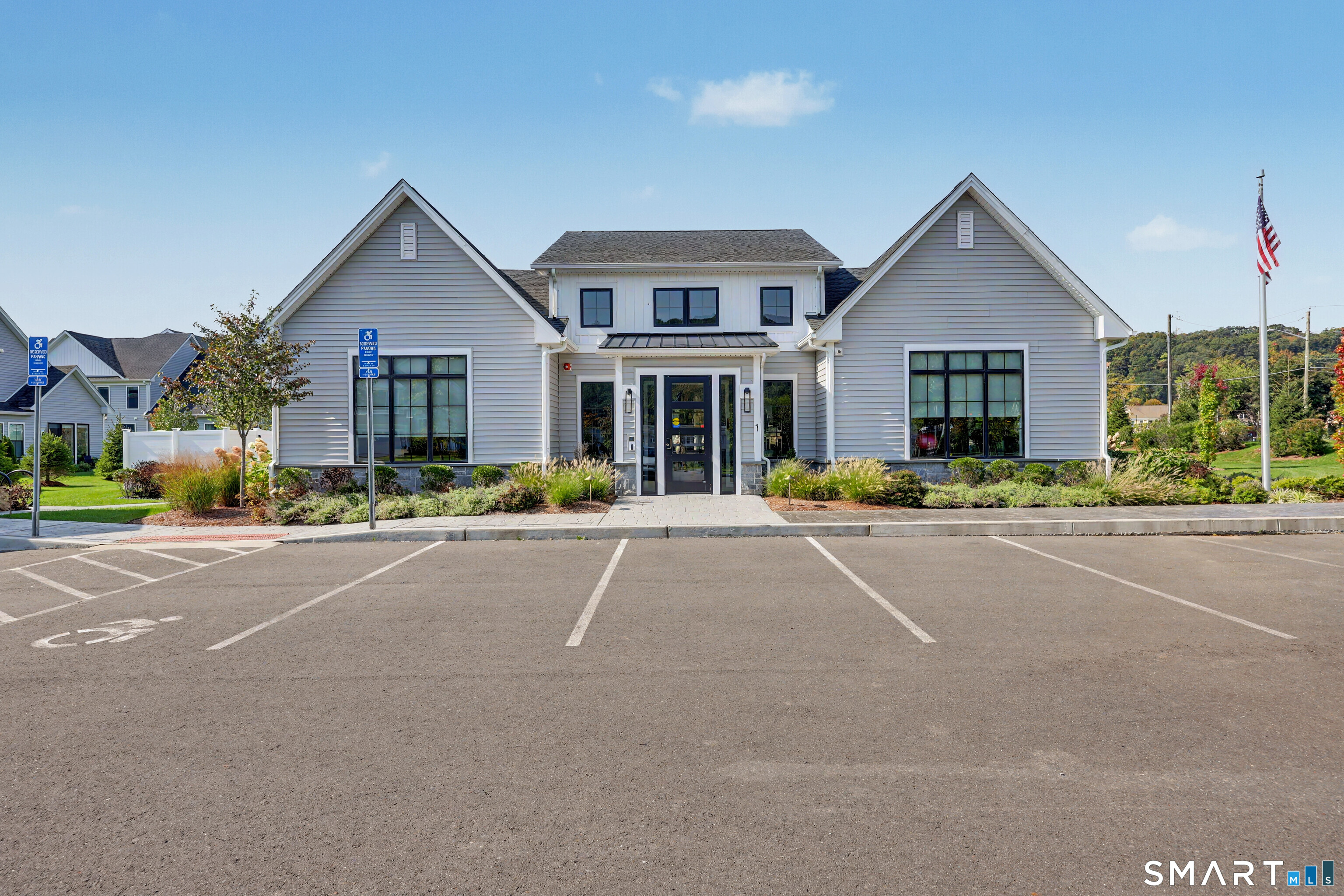 18 Hillcrest Drive Woodbridge CT 06525