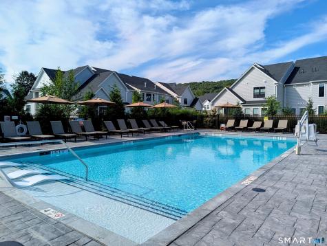 18 Hillcrest Drive Woodbridge CT 06525