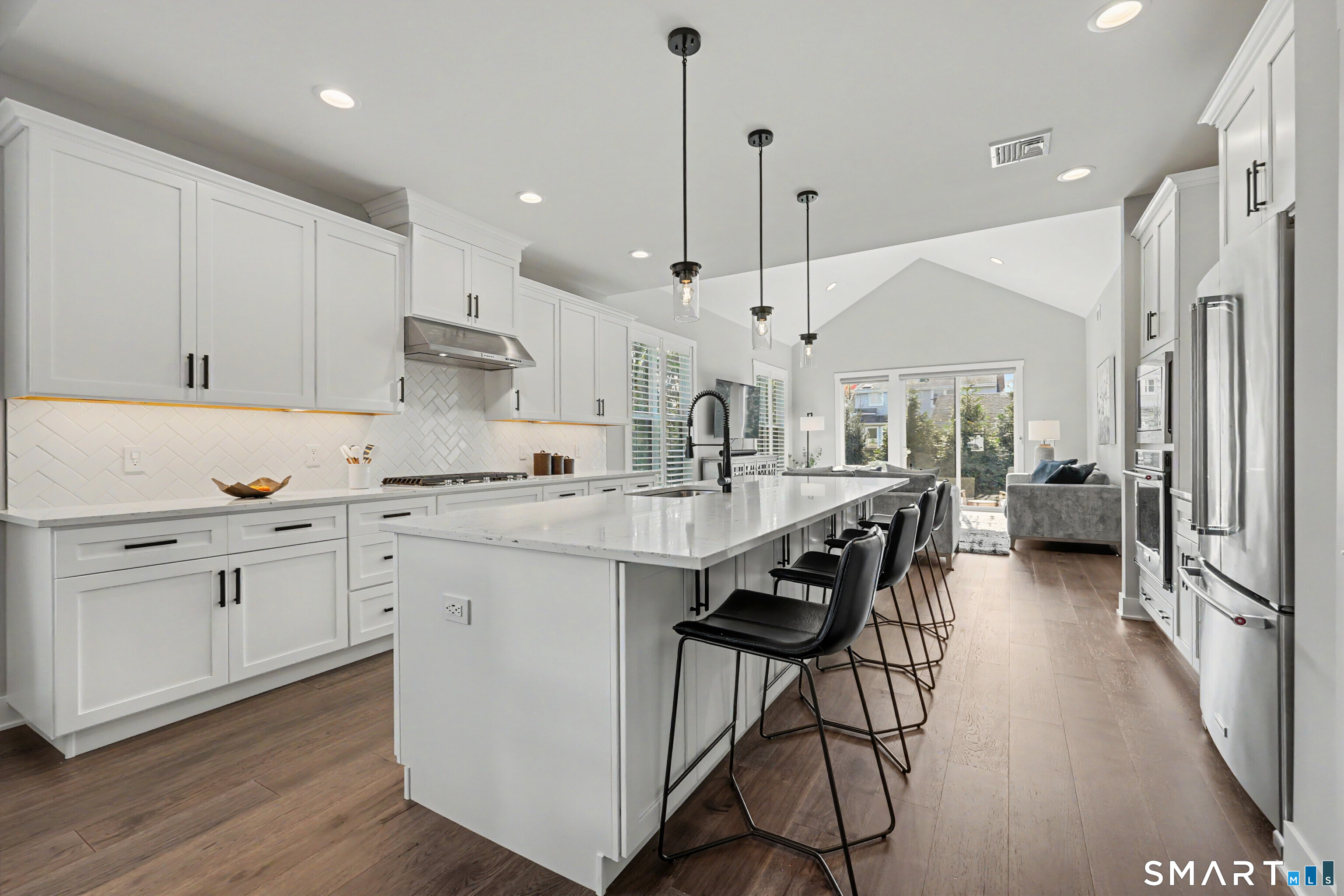 18 Hillcrest Drive Woodbridge CT 06525