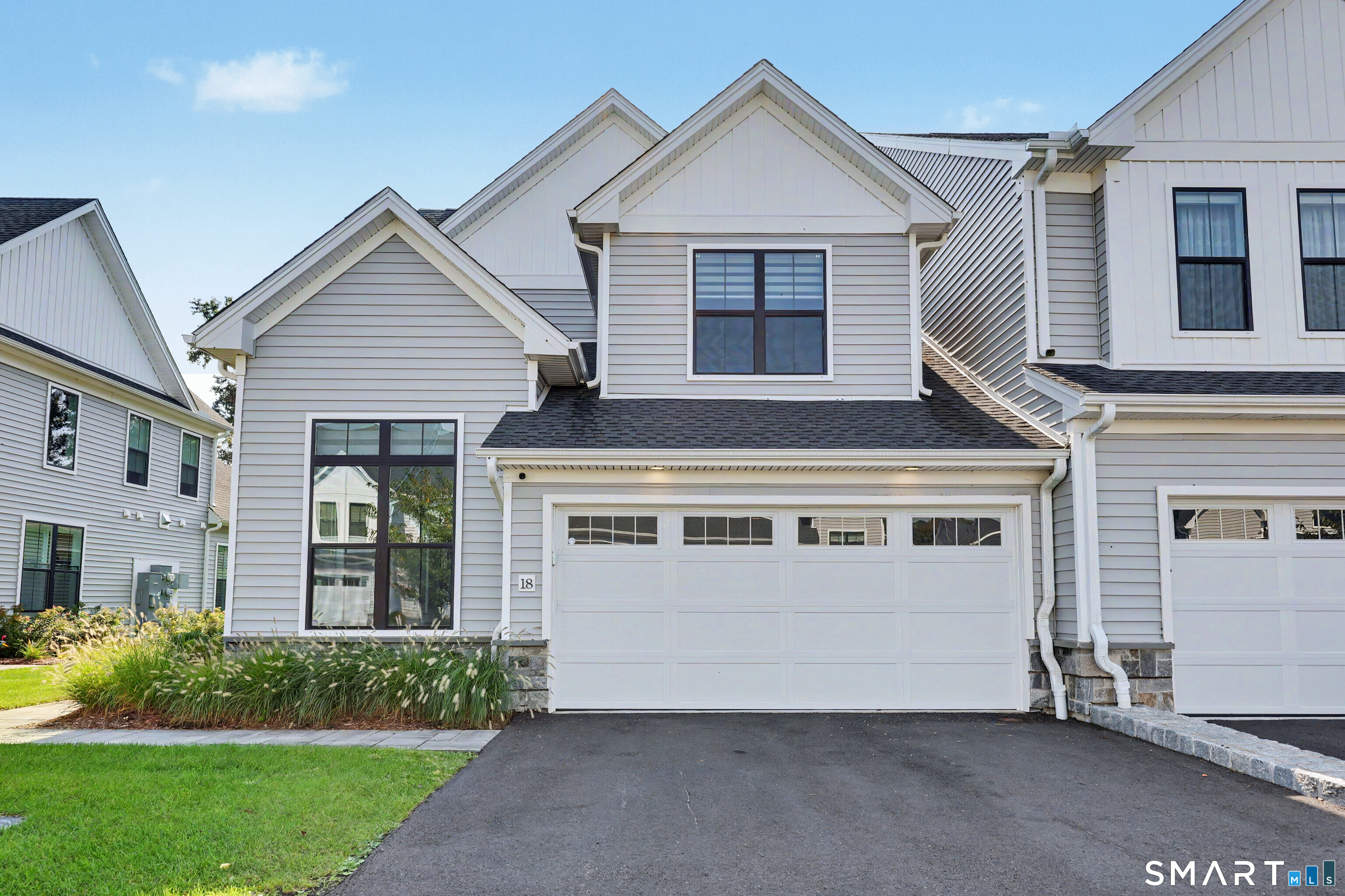 18 Hillcrest Drive Woodbridge CT 06525