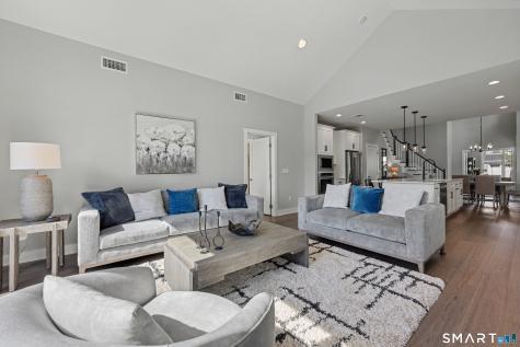 18 Hillcrest Drive Woodbridge CT 06525