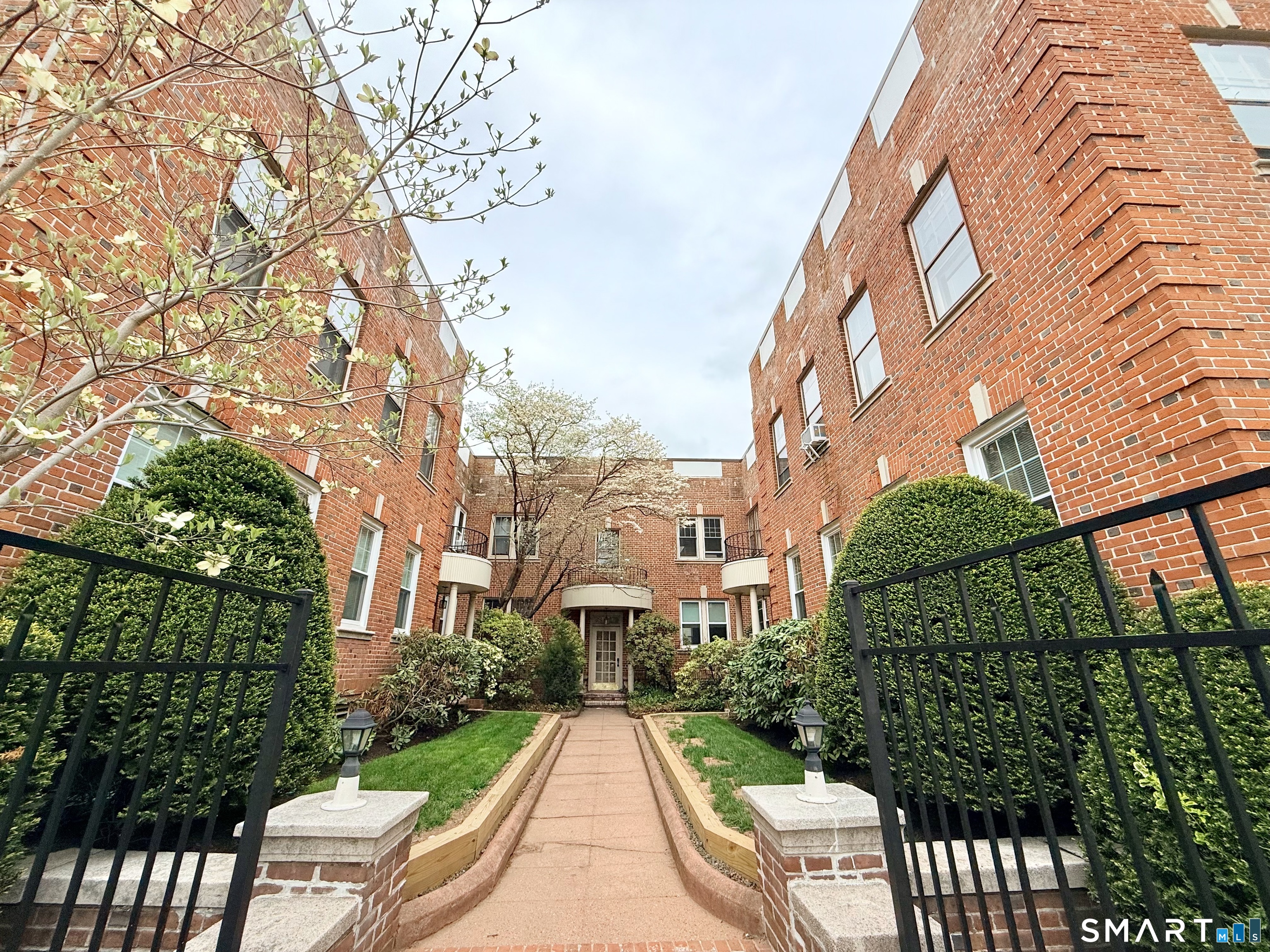 165 Fountain Street New Haven CT 06515