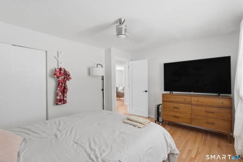 488 Oak Avenue Cheshire CT 06410