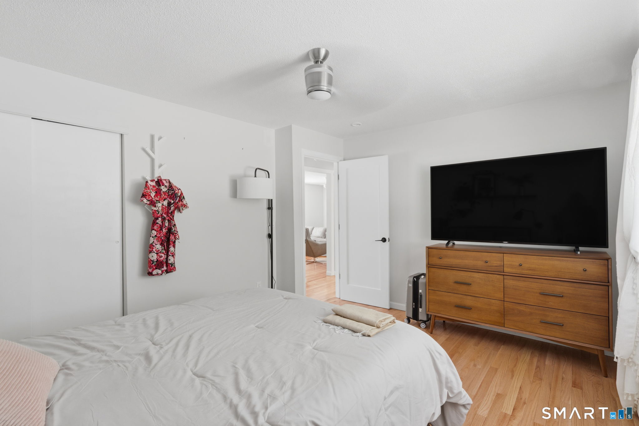 488 Oak Avenue Cheshire CT 06410