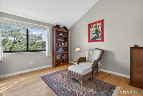 23 Harbour Village Branford CT 06405