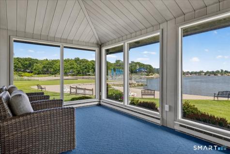 23 Harbour Village Branford CT 06405