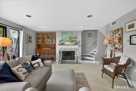 23 Harbour Village Branford CT 06405