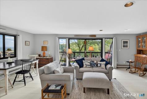23 Harbour Village Branford CT 06405
