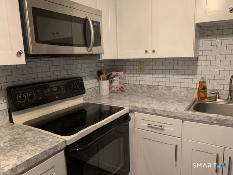129 Candlewood Drive South Windsor CT 06074