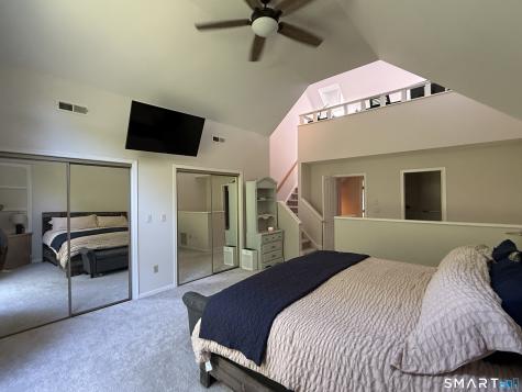 42 Summerfield Gardens Shelton CT 06484