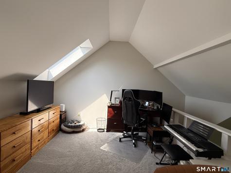 42 Summerfield Gardens Shelton CT 06484