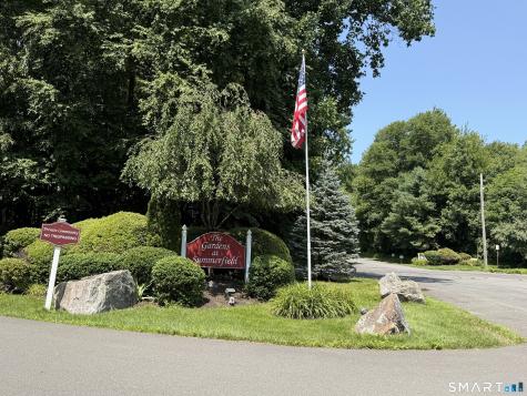 42 Summerfield Gardens Shelton CT 06484
