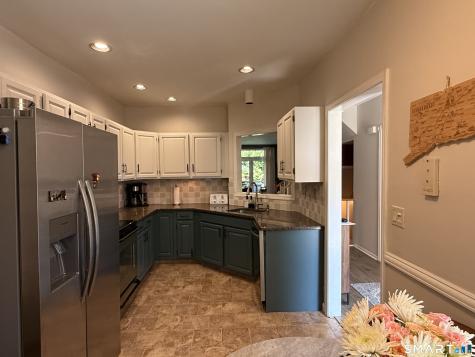 42 Summerfield Gardens Shelton CT 06484