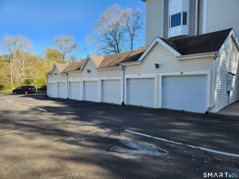 1 King Philip Drive West Hartford CT 06117