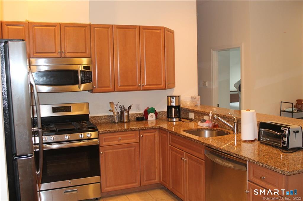 1 King Philip Drive West Hartford CT 06117