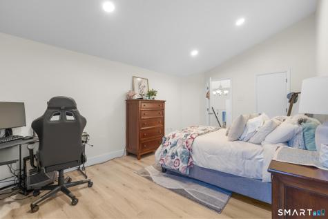 747 West Main Street Cheshire CT 06410